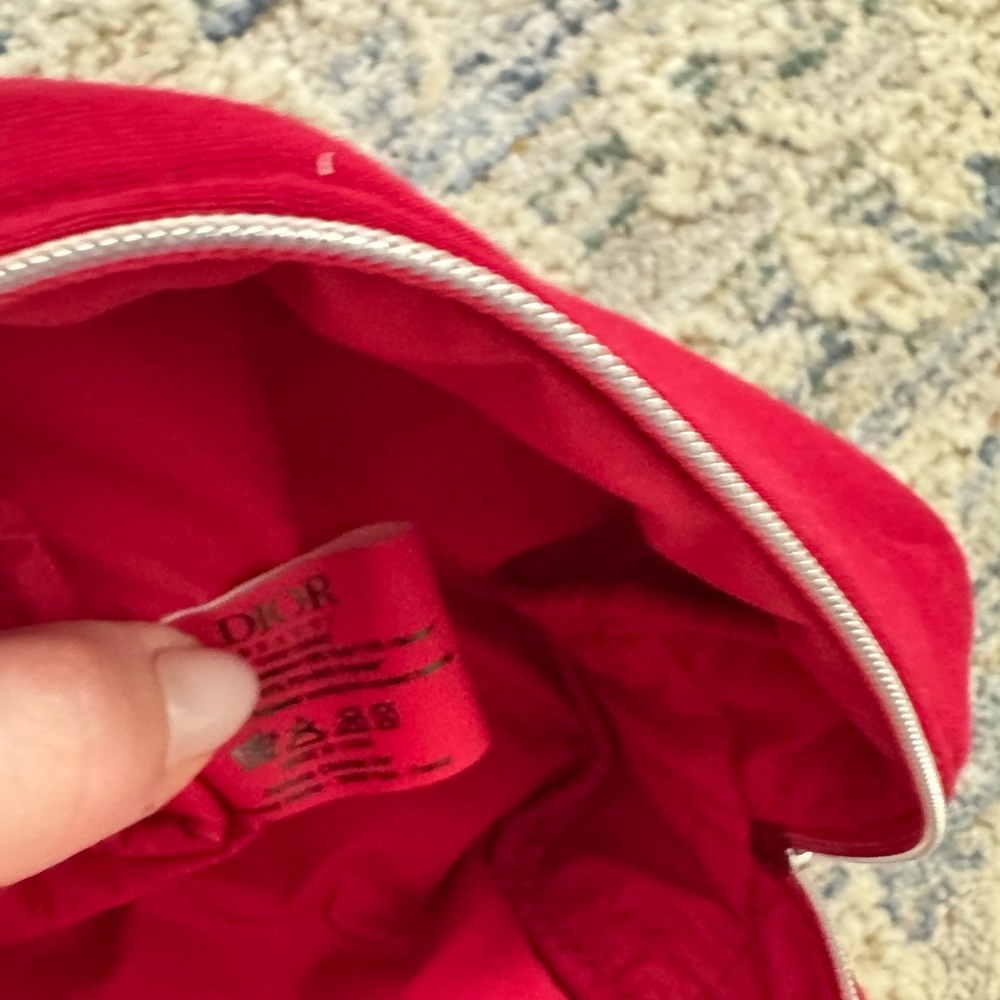 Dior Red Cosmetic Bag - Picture 5 of 5